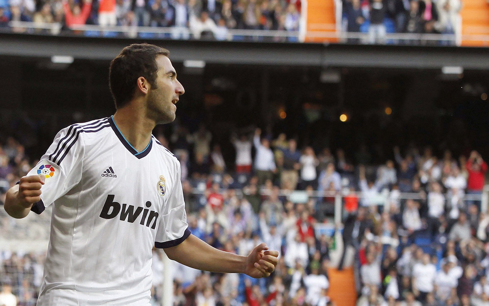 巴萨主帅称球队正在找回黄金时期节奏，巴萨换帅