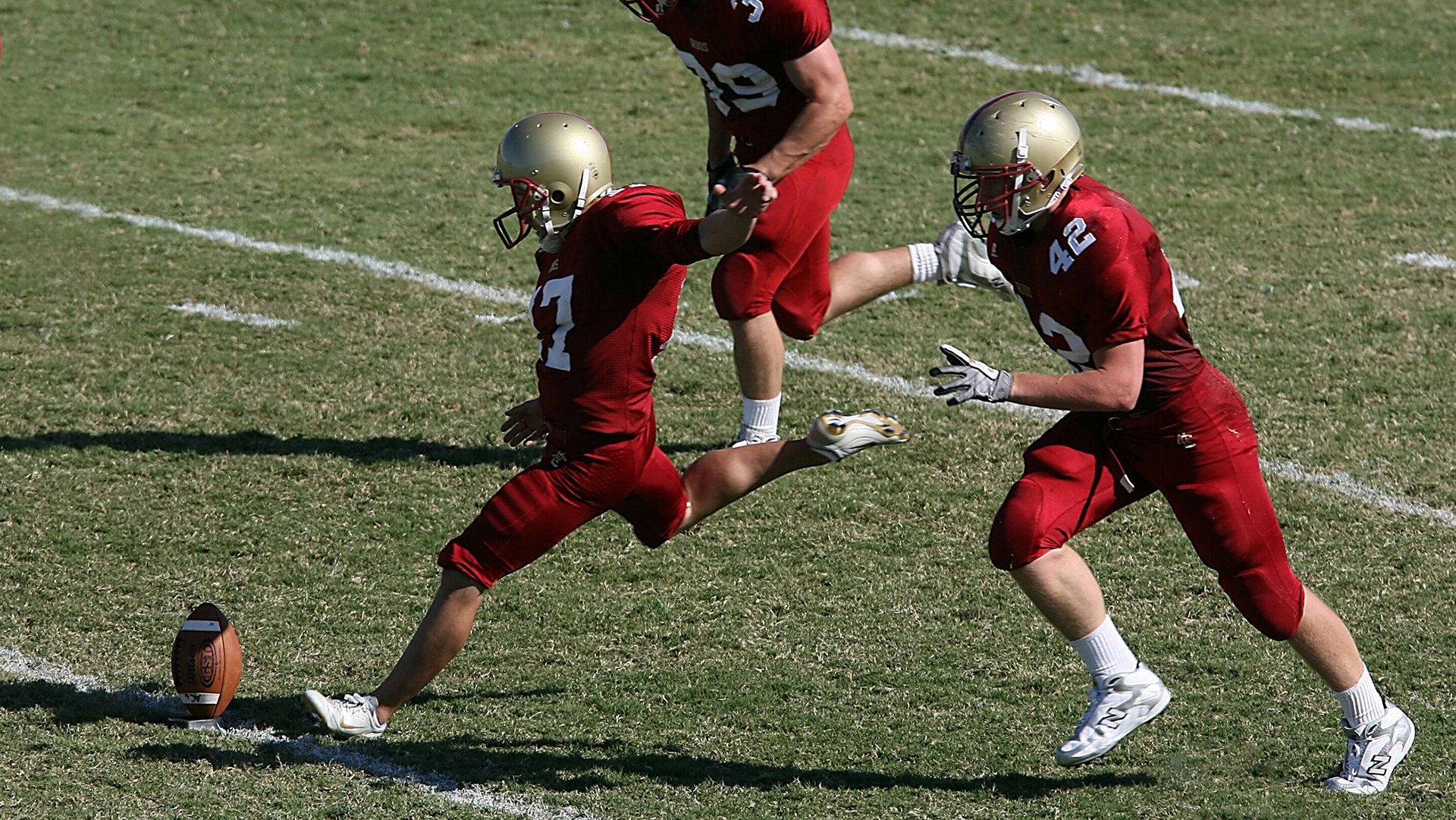 球队阵容优化策略分享，球队阵营